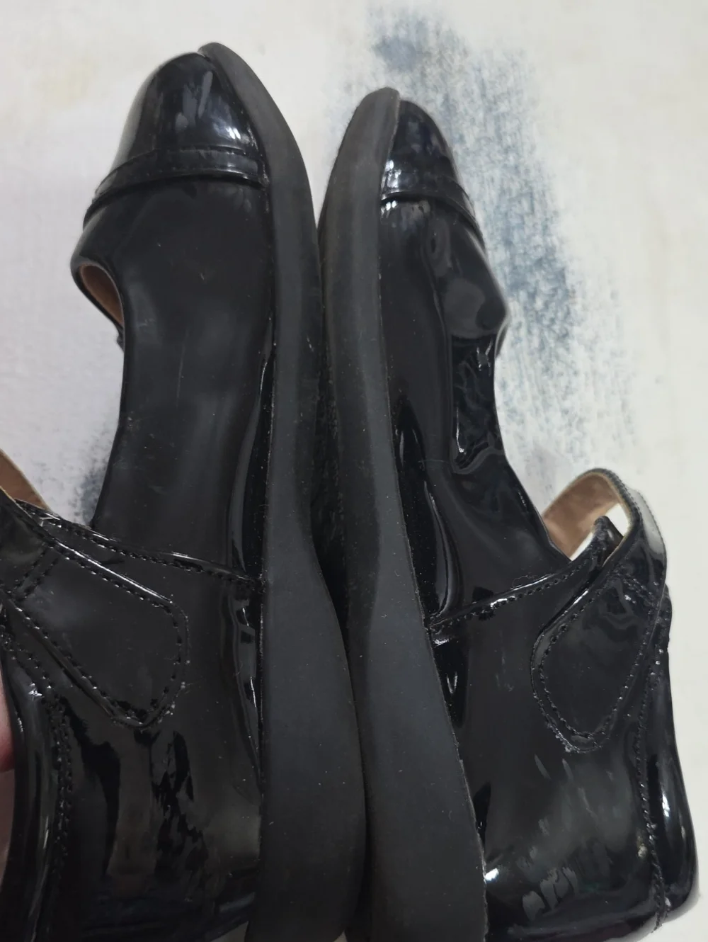 Dream Pairs Girls Glossy Black Dress Shoes Hook&Loop MINOR SCUFFING Sz 13 READ